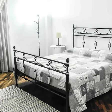 Sicilian Aci Castello