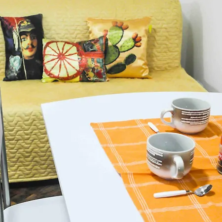 Sicilian Frühstückspension Aci Castello